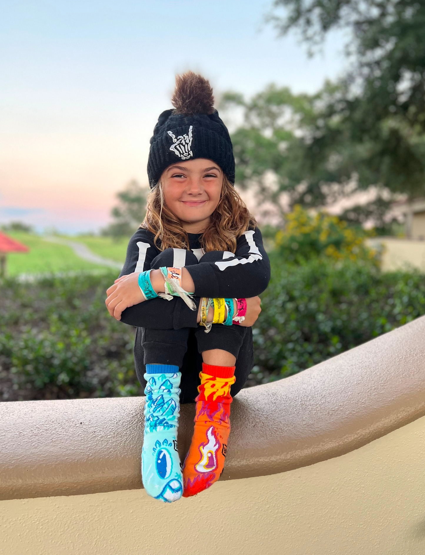 KIDS BURNIE & ICEY NO SLIP SOCKS-4