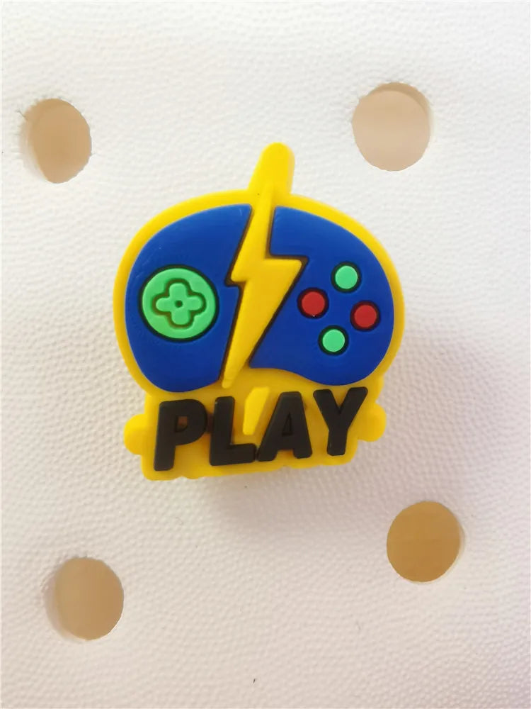 Design Game Style Shoe Charms PVC Buckle Decorations Clog Ornaments Diy Accessories Fit Women Sandals Adult Kid Party Decor Gift
