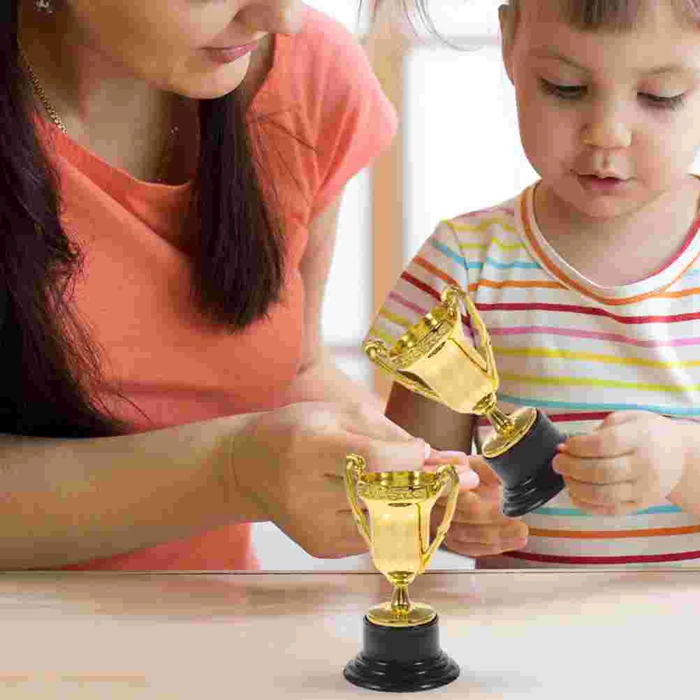 6 Pcs Mini Trophy Toys Plastic Kids Trophies Winner Game Prizes Baseball Team Sports Awards Souvenirs Plastic Award Cups Toy
