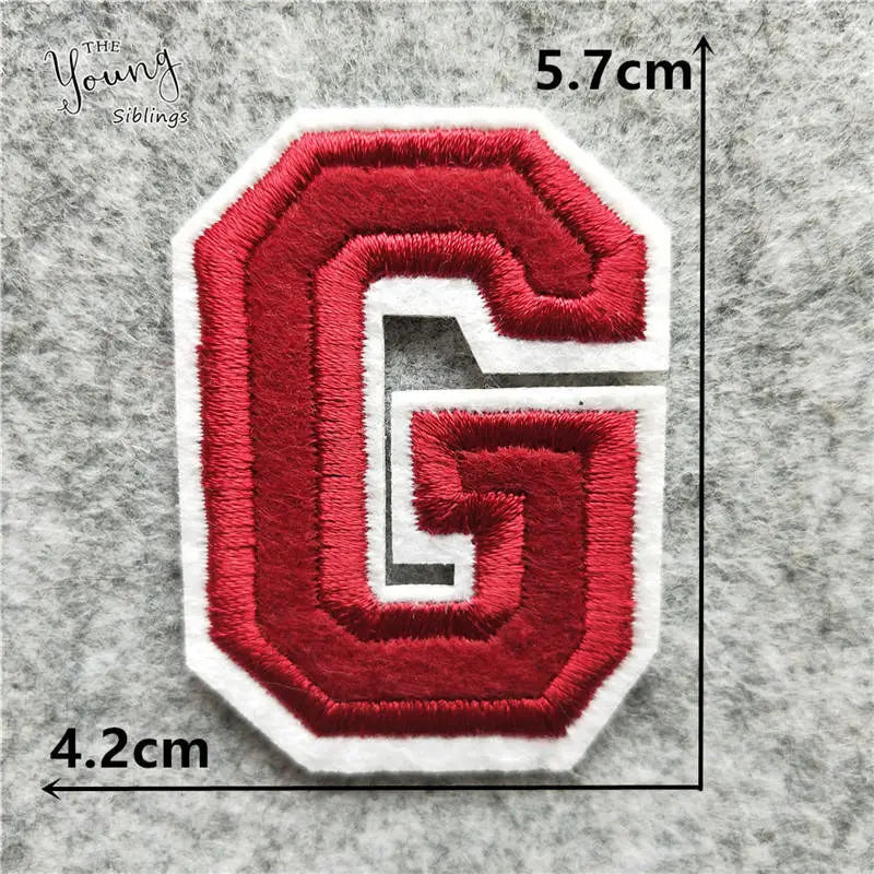DIY write yourself red Letter A-Z Iron On Patch DIY embroidered Applique Clothing Sewing thermo-stickers Badges Accessories