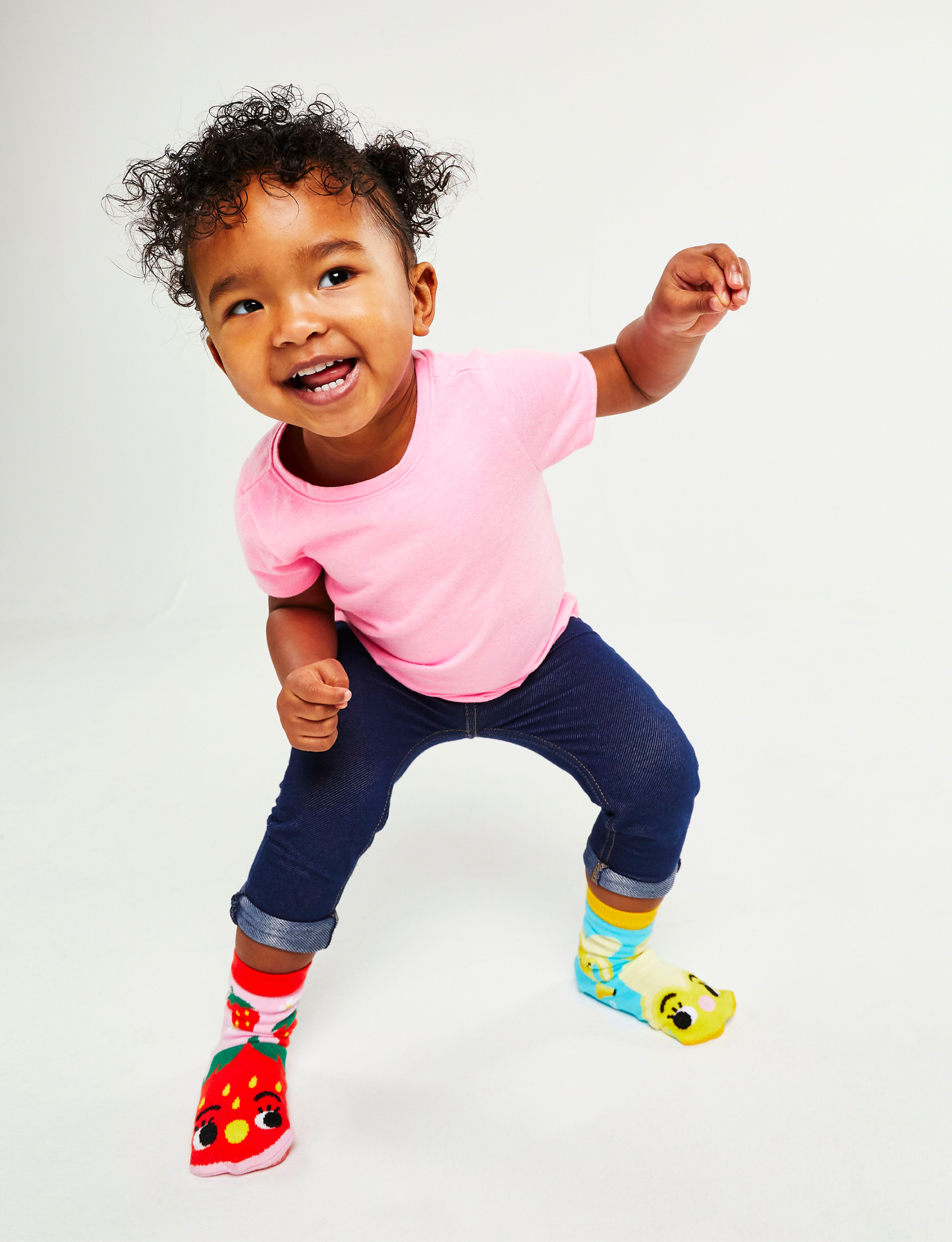 KIDS STRAWBERRY & BANANA NO SLIP SOCKS-2